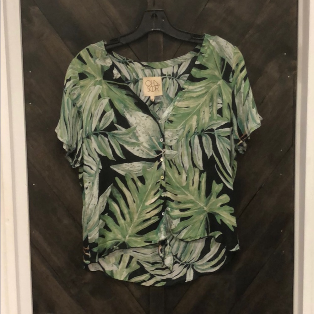 Gauzy tie front top